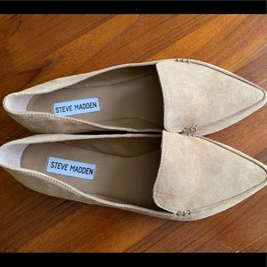 Steve Madden Feather Camel Suede